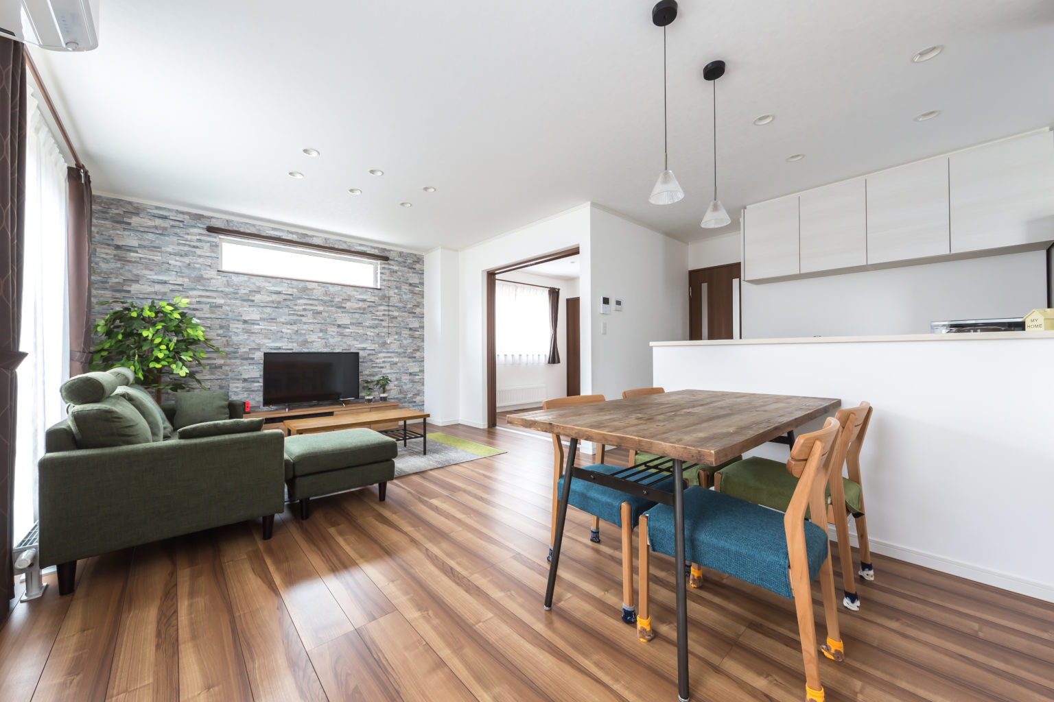 70坪の広い土地に念願のマイホーム 仲良し姉妹が楽しく暮らす 札幌cozy